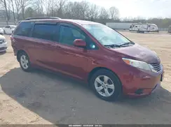 5TDKZ3DC3HS889728 2017 TOYOTA SIENNA