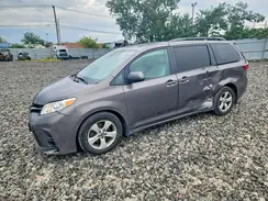 5TDKZ3DC3JS901088 2018 TOYOTA SIENNA