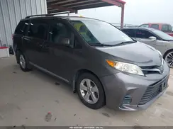 5TDKZ3DC3JS901897 2018 TOYOTA SIENNA