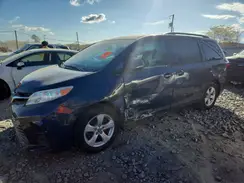 5TDKZ3DC3JS910731 2018 TOYOTA SIENNA