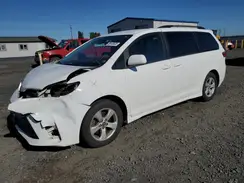 5TDKZ3DC3JS917596 2018 TOYOTA SIENNA