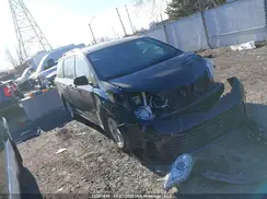 5TDKZ3DC3JS957242 2018 TOYOTA SIENNA