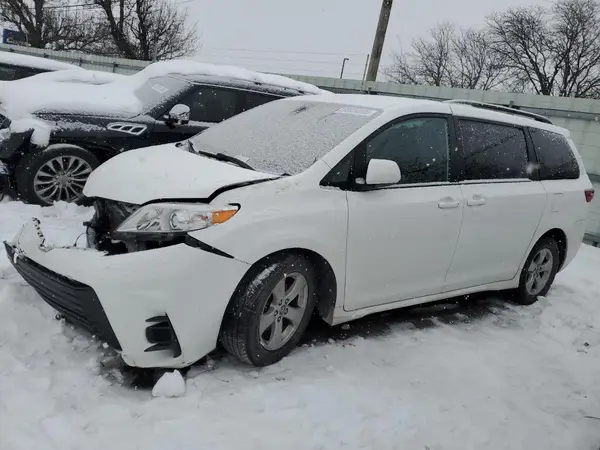 5TDKZ3DC3KS011823 2019 TOYOTA SIENNA - Image 1