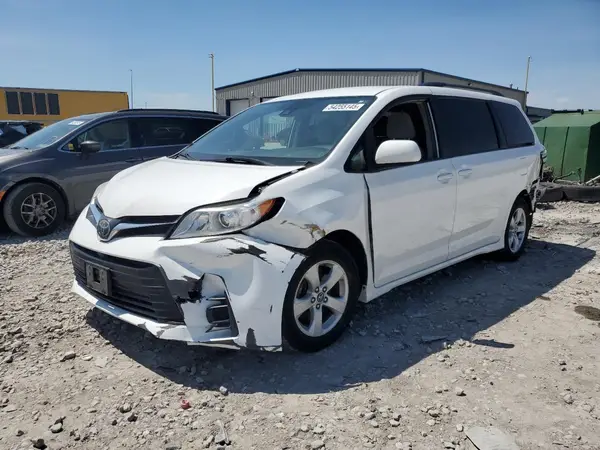 5TDKZ3DC3KS017900 2019 TOYOTA SIENNA - Image 1