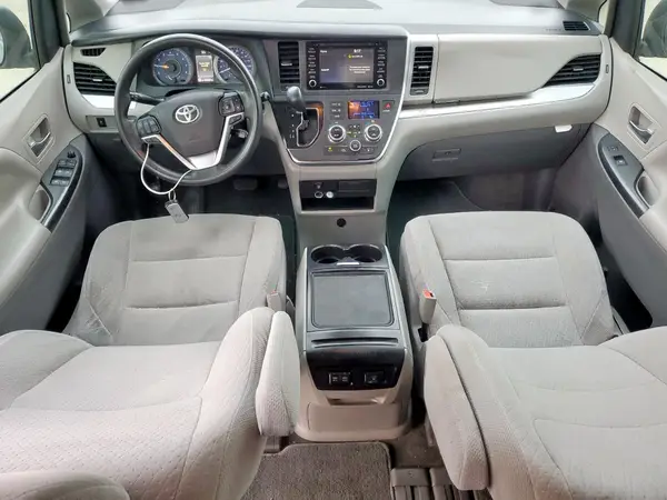 5TDKZ3DC3KS976374 2019 TOYOTA SIENNA - Image 8