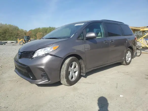 5TDKZ3DC3KS993465 2019 TOYOTA SIENNA - Image 1