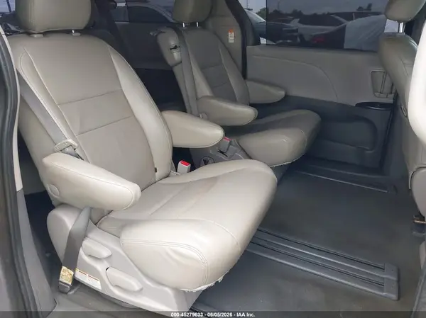 5TDKZ3DC3LS023228 2020 TOYOTA SIENNA - Image 8