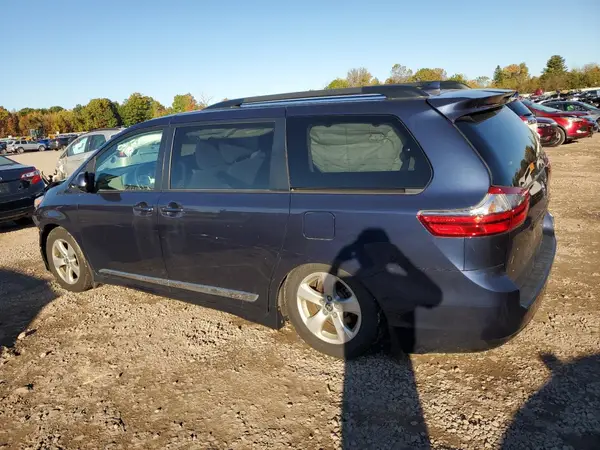 5TDKZ3DC3LS059470 2020 TOYOTA SIENNA - Image 2