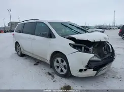 5TDKZ3DC4HS769775 2017 TOYOTA SIENNA