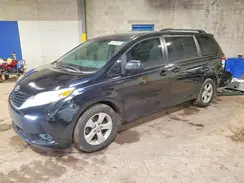 5TDKZ3DC4HS807568 2017 TOYOTA SIENNA