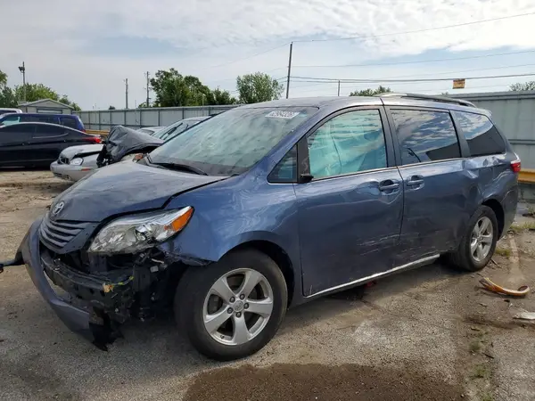 5TDKZ3DC4HS827271 2017 TOYOTA SIENNA - Image 1