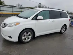 5TDKZ3DC4HS840442 2017 TOYOTA SIENNA