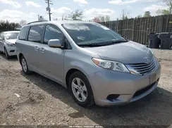 5TDKZ3DC4HS842904 2017 TOYOTA SIENNA