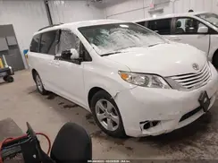 5TDKZ3DC4HS851554 2017 TOYOTA SIENNA