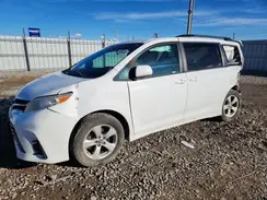 5TDKZ3DC4JS906493 2018 TOYOTA SIENNA