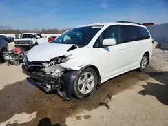 5TDKZ3DC4JS913380 2018 TOYOTA SIENNA