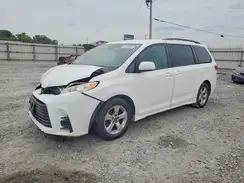 5TDKZ3DC4JS935248 2018 TOYOTA SIENNA