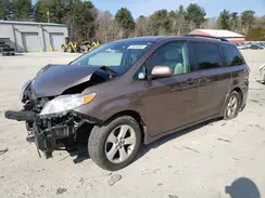 5TDKZ3DC4JS956665 2018 TOYOTA SIENNA