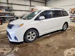 5TDKZ3DC4JS965592 2018 TOYOTA SIENNA