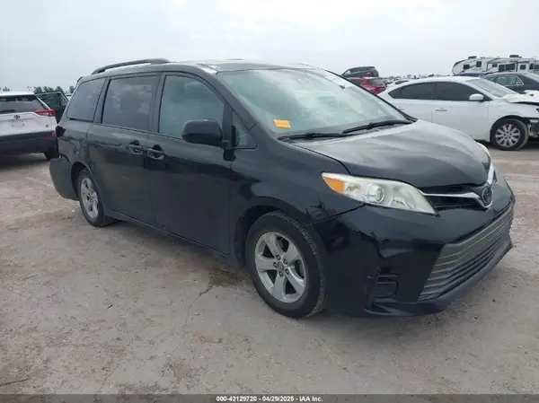 5TDKZ3DC4KS011331 2019 TOYOTA SIENNA - Image 1