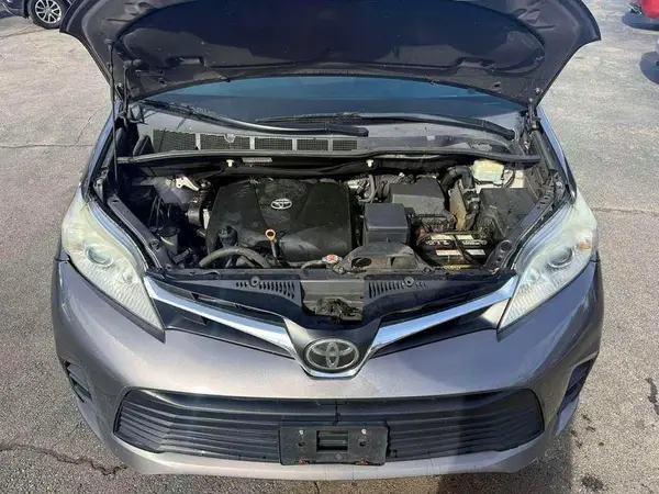 5TDKZ3DC4KS012835 2019 TOYOTA SIENNA - Image 8