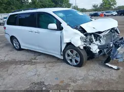 5TDKZ3DC4KS967778 2019 TOYOTA SIENNA