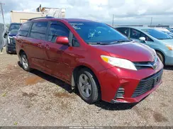 5TDKZ3DC4KS995788 2019 TOYOTA SIENNA