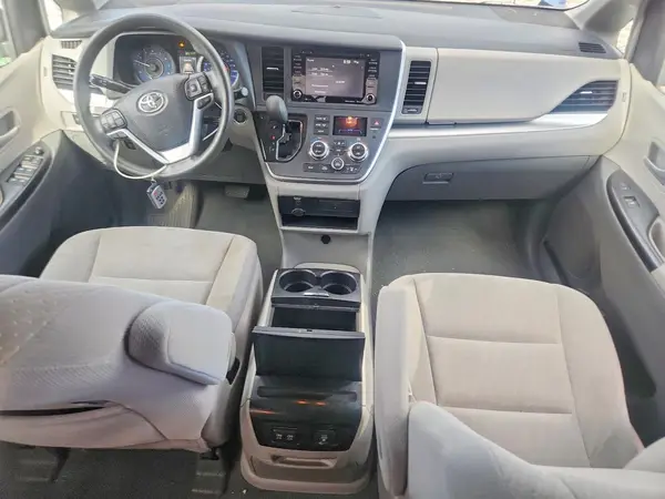 5TDKZ3DC4LS023786 2020 TOYOTA SIENNA - Image 8