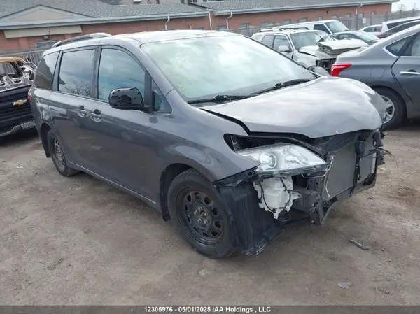 5TDKZ3DC4LS030222 2020 TOYOTA SIENNA - Image 1