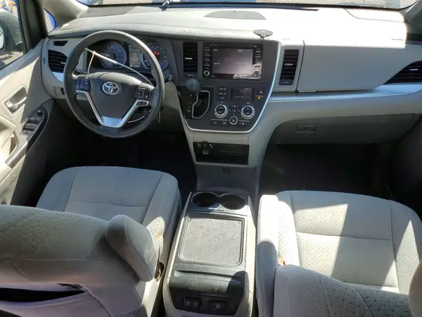 5TDKZ3DC4LS047165 2020 TOYOTA SIENNA - Image 8