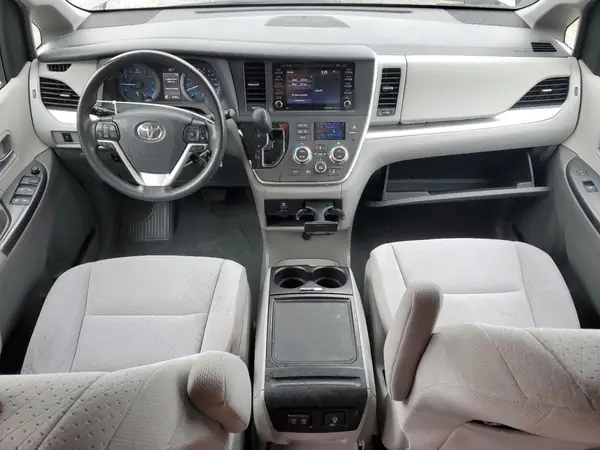 5TDKZ3DC4LS072034 2020 TOYOTA SIENNA - Image 8