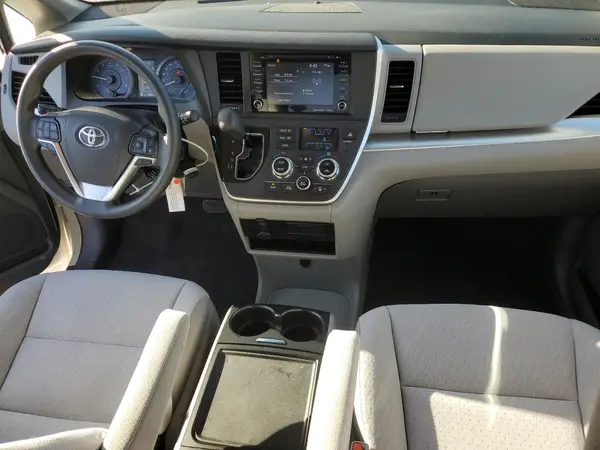 5TDKZ3DC4LS082725 2020 TOYOTA SIENNA - Image 8