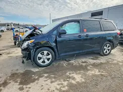 5TDKZ3DC5HS780364 2017 TOYOTA SIENNA
