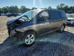 5TDKZ3DC5HS791879 2017 TOYOTA SIENNA