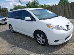 5TDKZ3DC5HS826355 2017 TOYOTA SIENNA