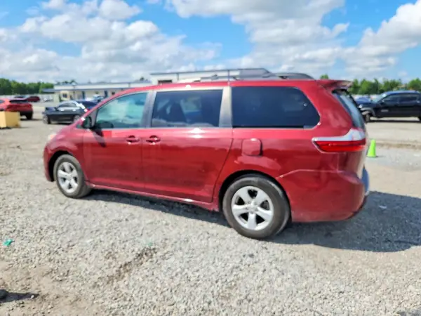 5TDKZ3DC5HS859579 2017 TOYOTA SIENNA - Image 2