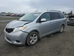 5TDKZ3DC5HS876754 2017 TOYOTA SIENNA