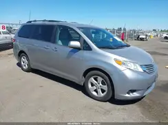 5TDKZ3DC5HS881078 2017 TOYOTA SIENNA