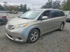 5TDKZ3DC5HS887558 2017 TOYOTA SIENNA
