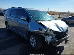 5TDKZ3DC5JS902419 2018 TOYOTA SIENNA