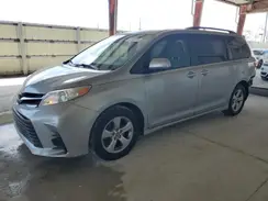 5TDKZ3DC5JS959834 2018 TOYOTA SIENNA