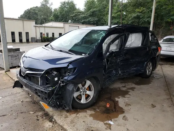 5TDKZ3DC5KS001701 2019 TOYOTA SIENNA - Image 1