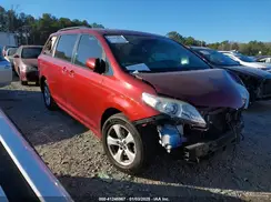 5TDKZ3DC5KS008650 2019 TOYOTA SIENNA