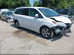 5TDKZ3DC5KS017185 2019 TOYOTA SIENNA