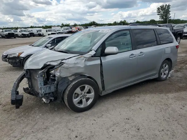 5TDKZ3DC5KS017266 2019 TOYOTA SIENNA - Image 1