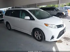 5TDKZ3DC5KS970723 2019 TOYOTA SIENNA