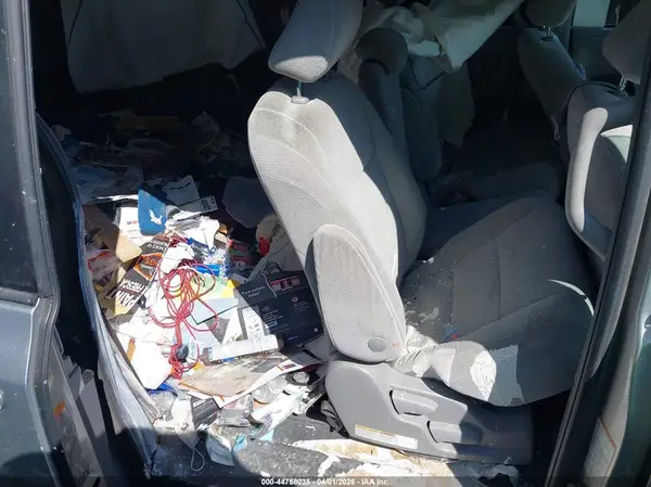 5TDKZ3DC5KS982208 2019 TOYOTA SIENNA - Image 8