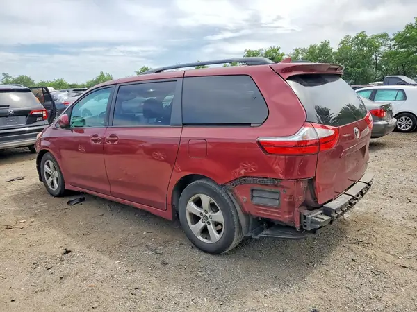 5TDKZ3DC5KS988039 2019 TOYOTA SIENNA - Image 2