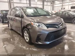 5TDKZ3DC5KS999624 2019 TOYOTA SIENNA