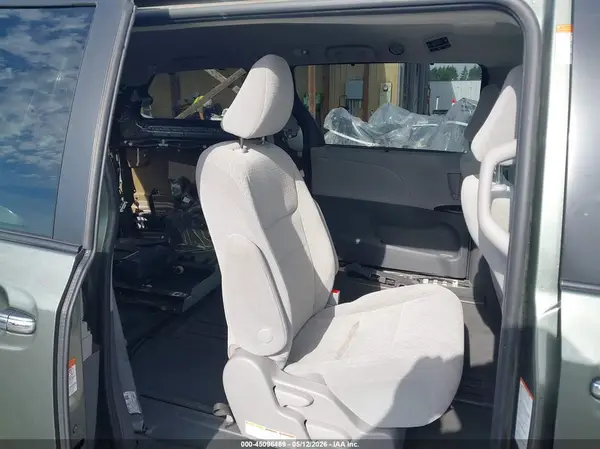 5TDKZ3DC5LS025966 2020 TOYOTA SIENNA - Image 8